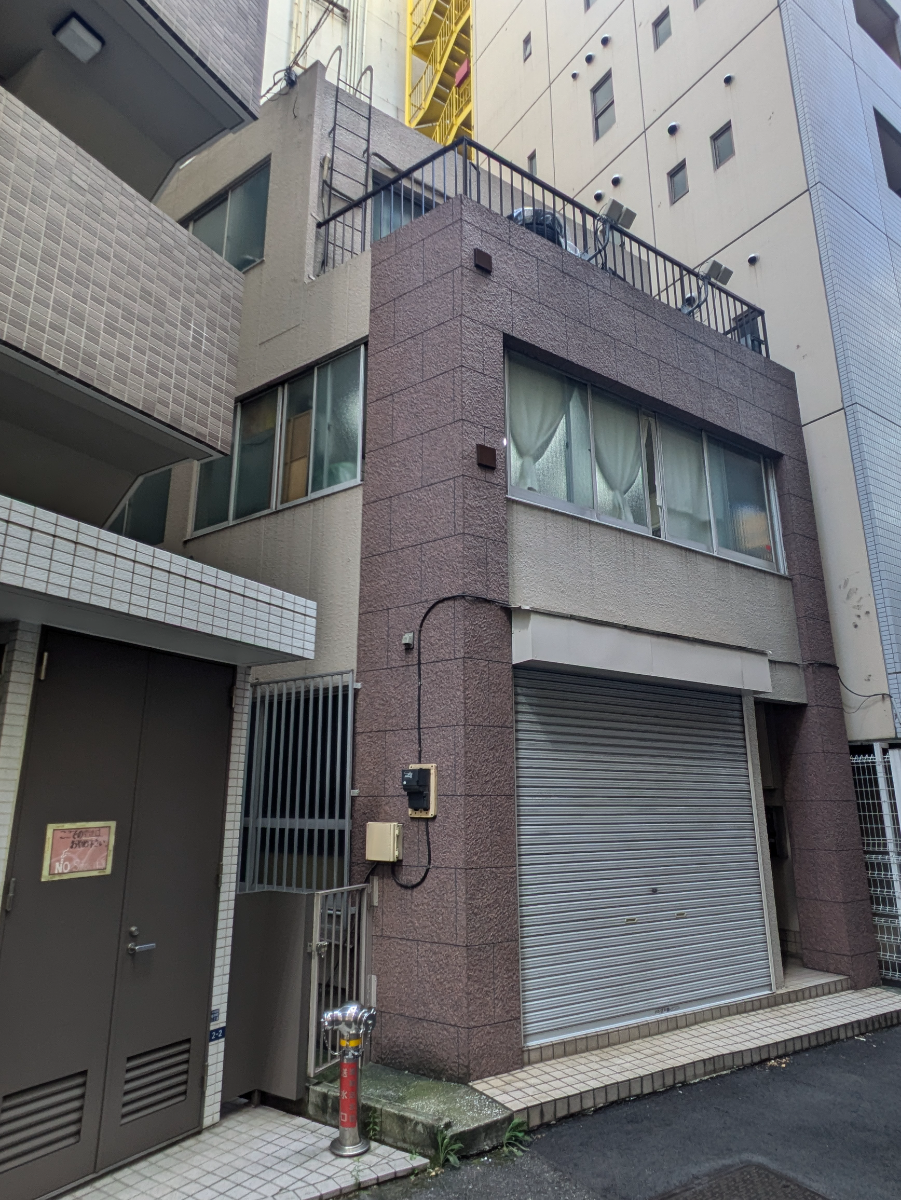 v20250427004120/fresh/building/J00100404973_6