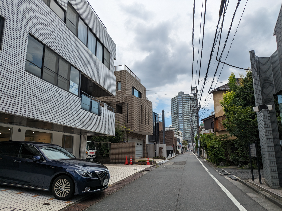 v20250427004120/fresh/building/J00100405382_9