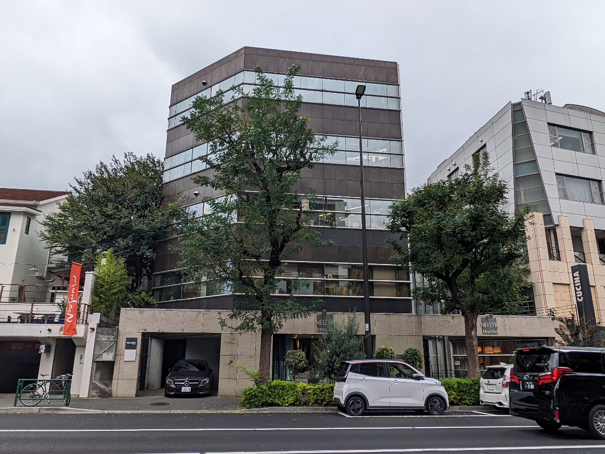 v20250427004120/fresh/building/J00100405649_1