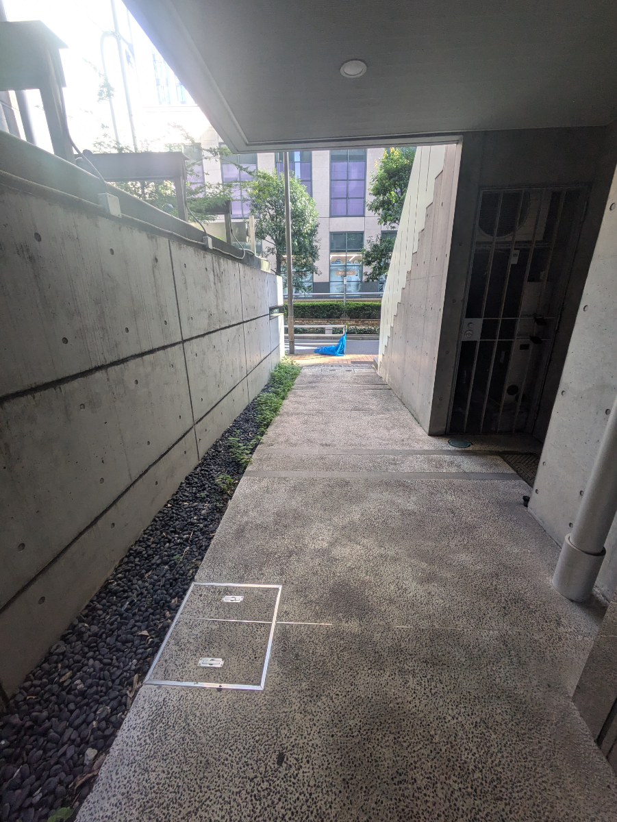 v20250427004120/fresh/building/J00100405912_8