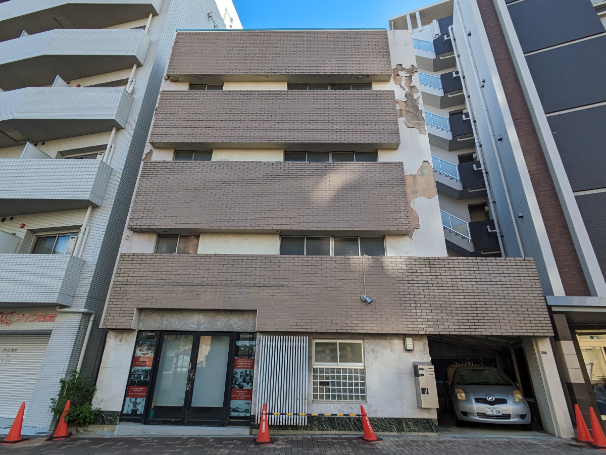 v20250427004617/fresh/building/J00100405929_1