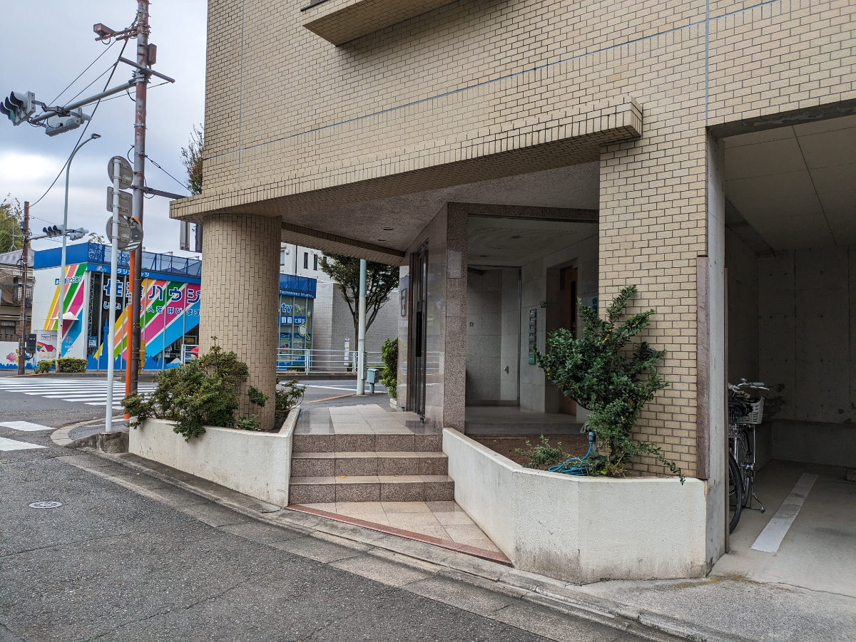 v20250427004617/fresh/building/J00100406077_10