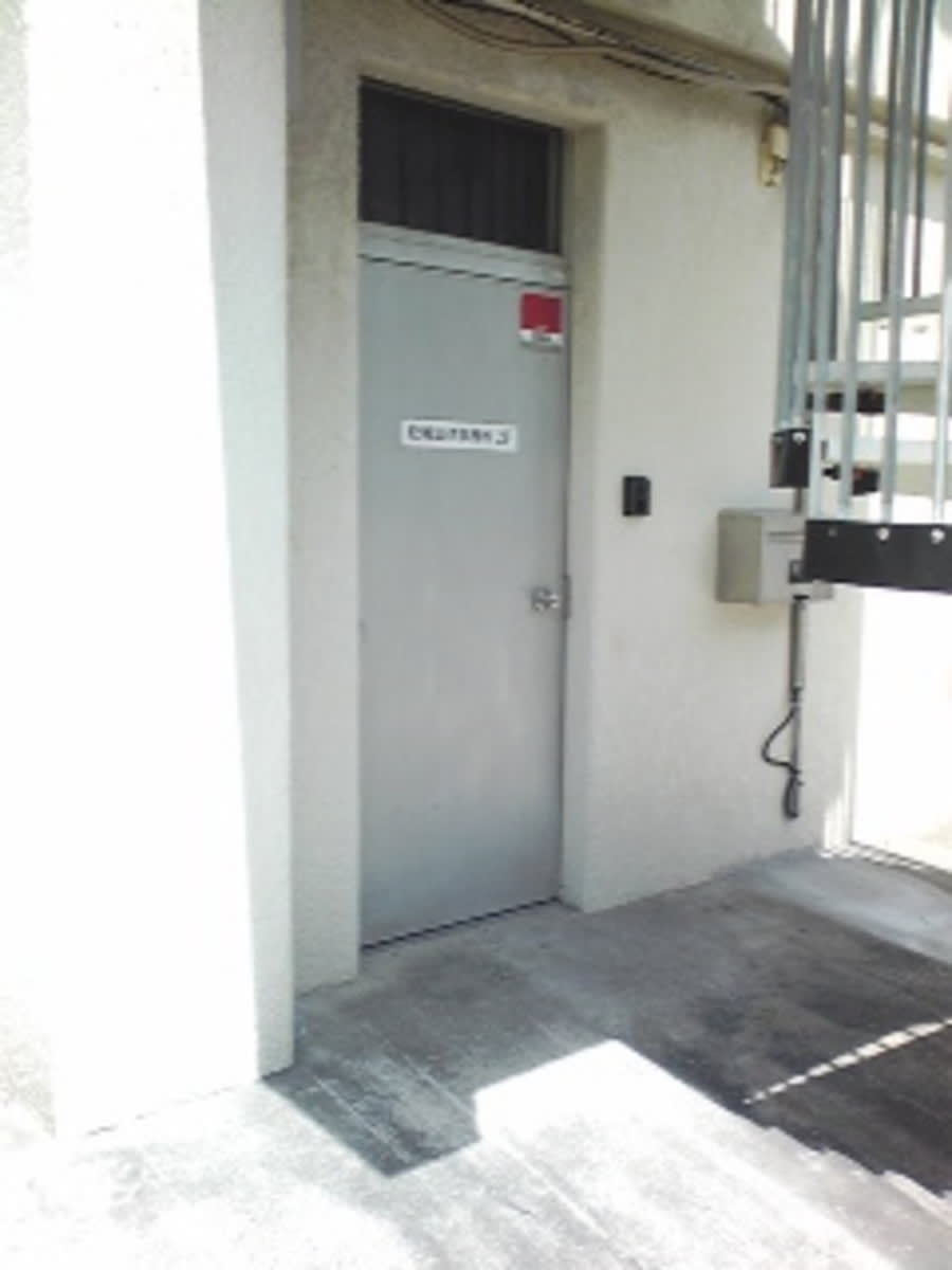 v20250427004617/fresh/building/J00100406795_3