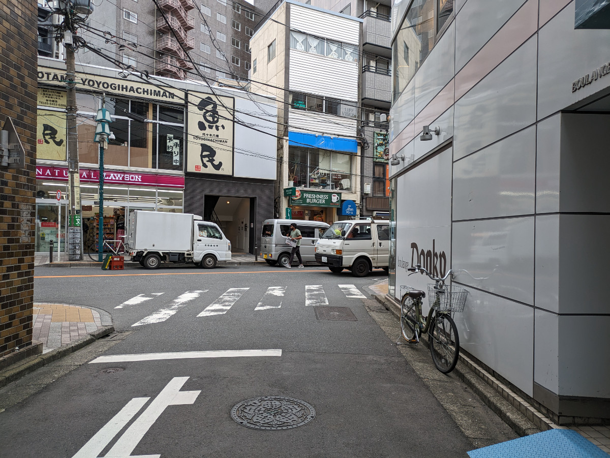 v20250427004617/fresh/building/J00100406975_9