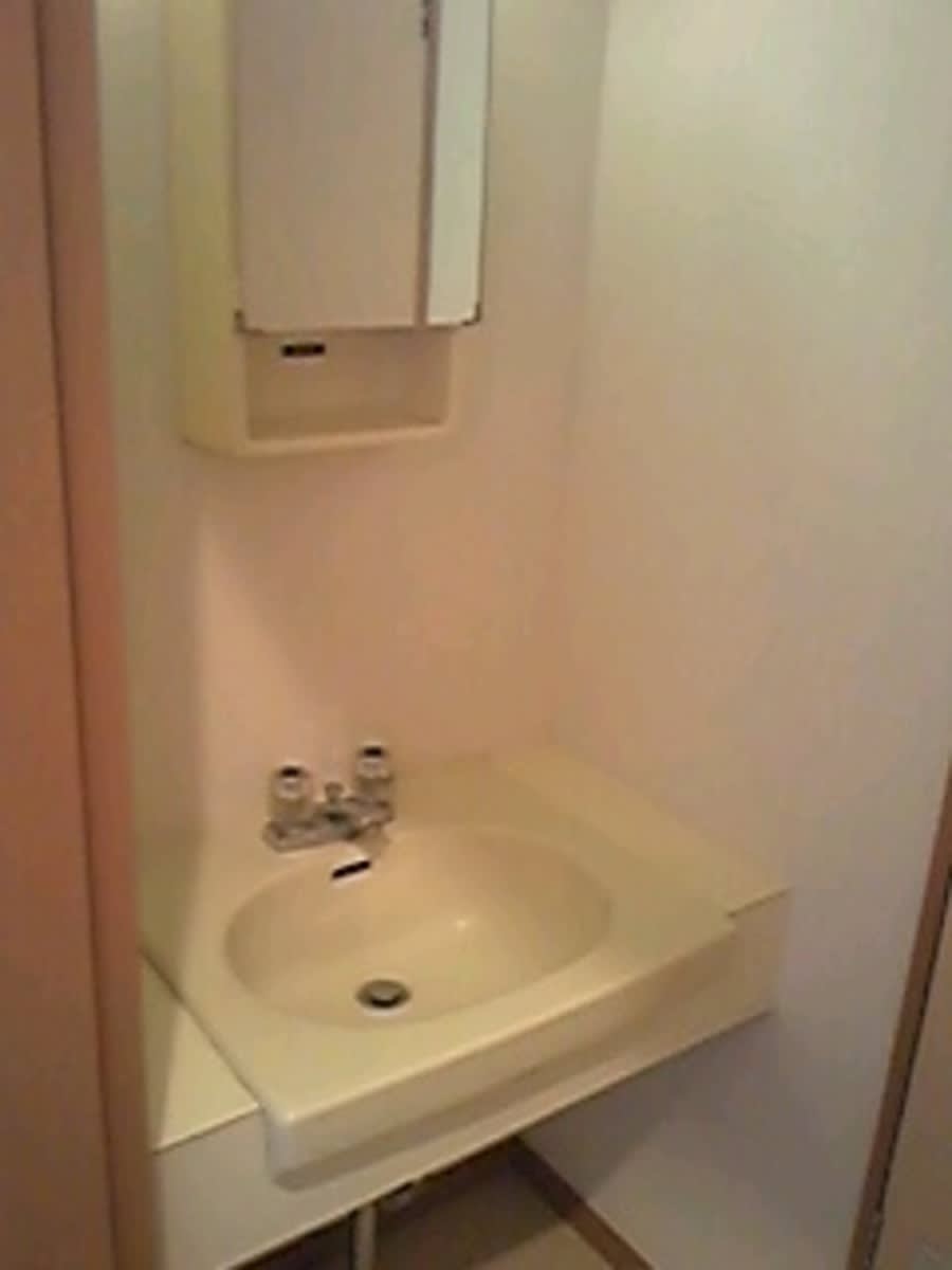 v20250427004617/fresh/building/J00100407808_8