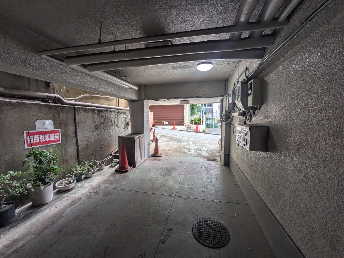 v20250427004617/fresh/building/J00100407998_8