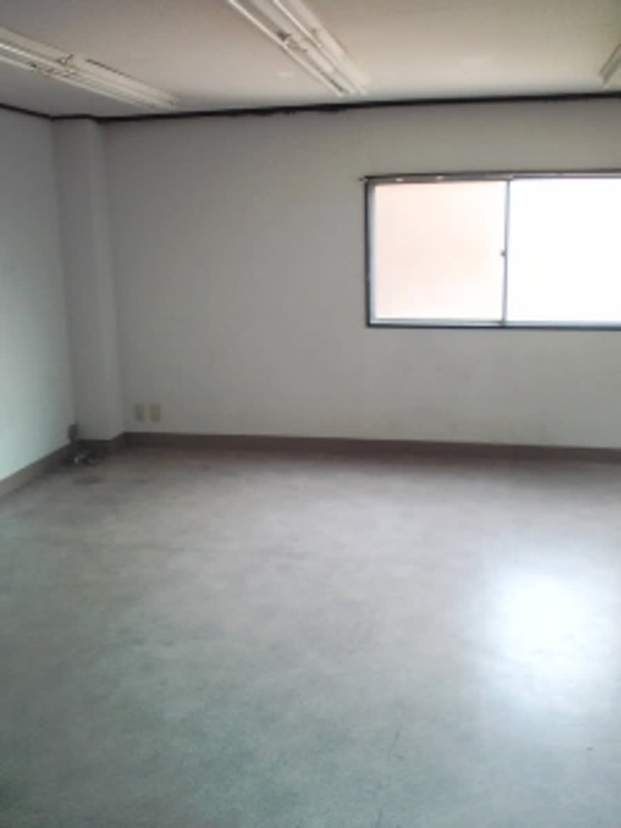 v20250427004617/fresh/building/J00100408335_5
