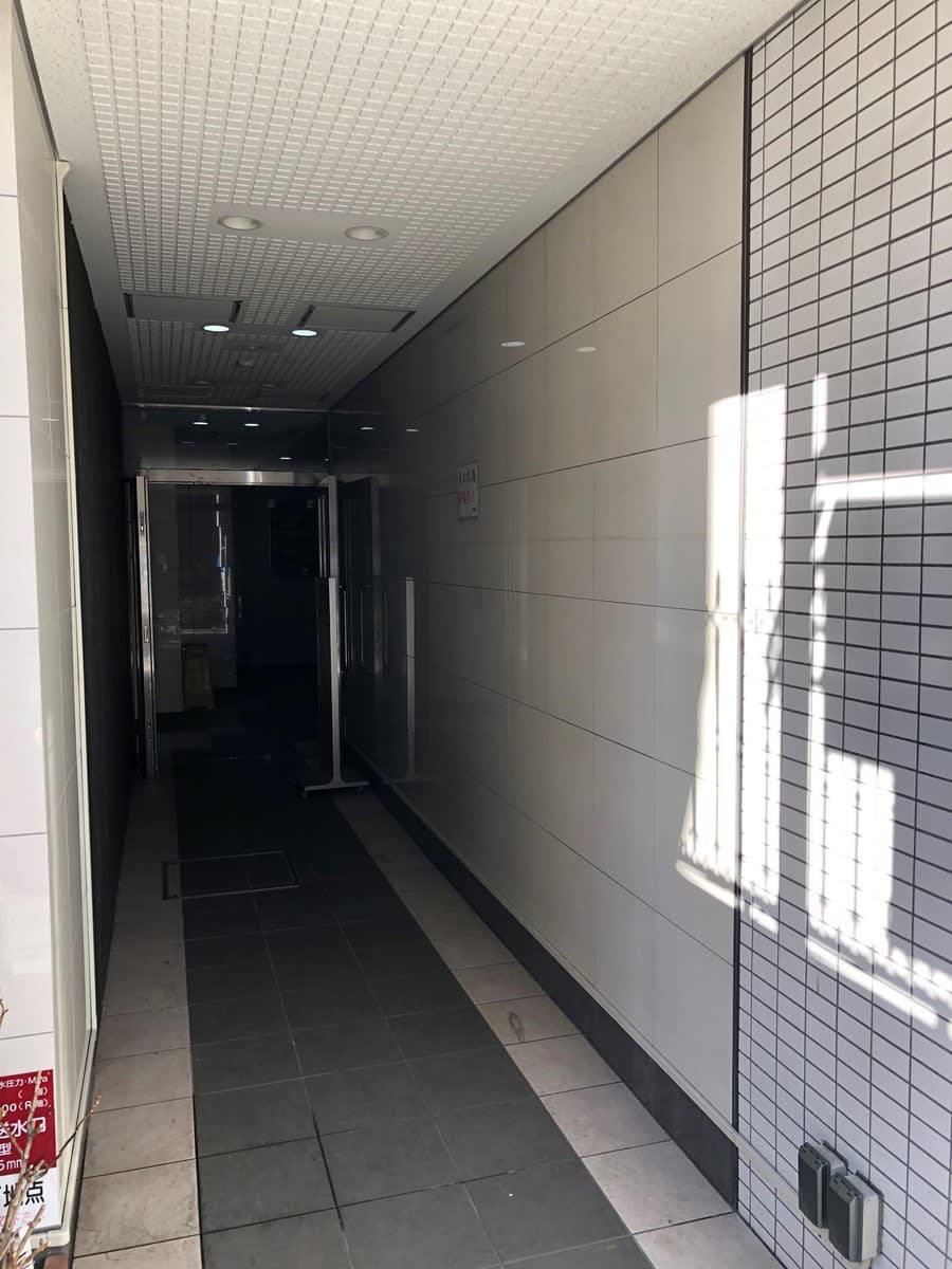 v20250427004617/fresh/building/J00100408955_3