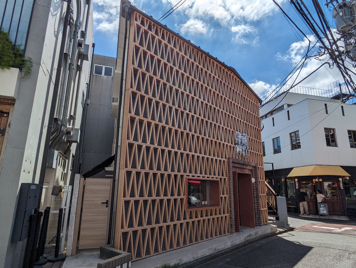 v20250427004617/fresh/building/J00100409105_6