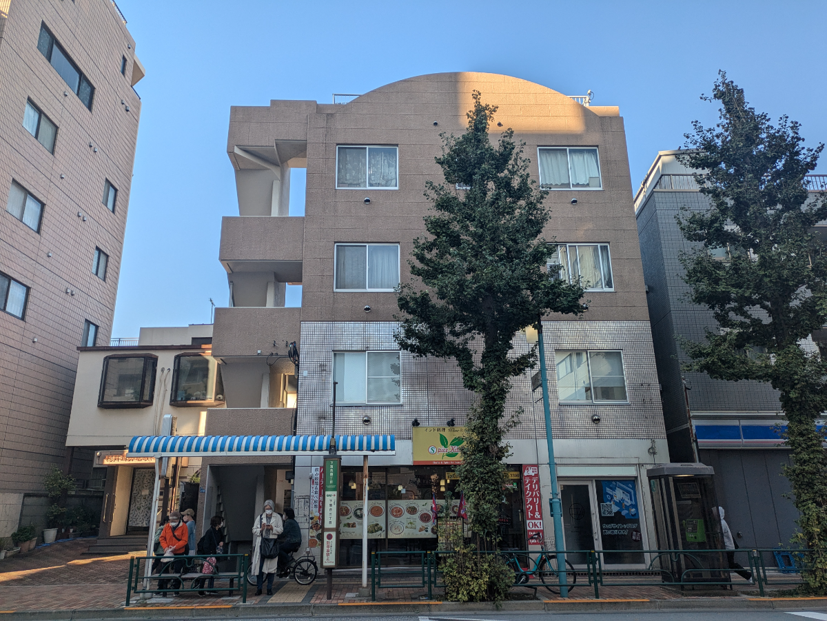 v20250427005210/fresh/building/J00100410433_1