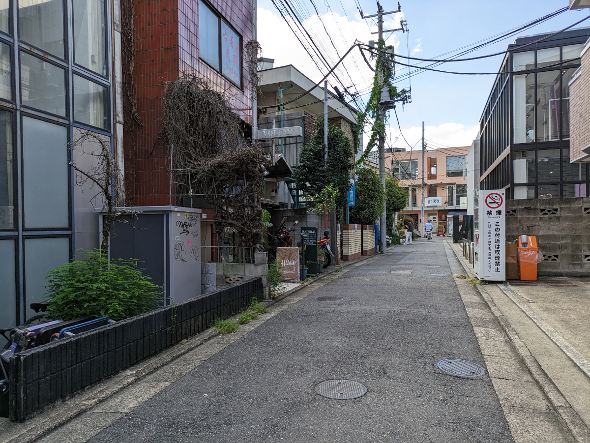 v20250427005210/fresh/building/J00100410538_2