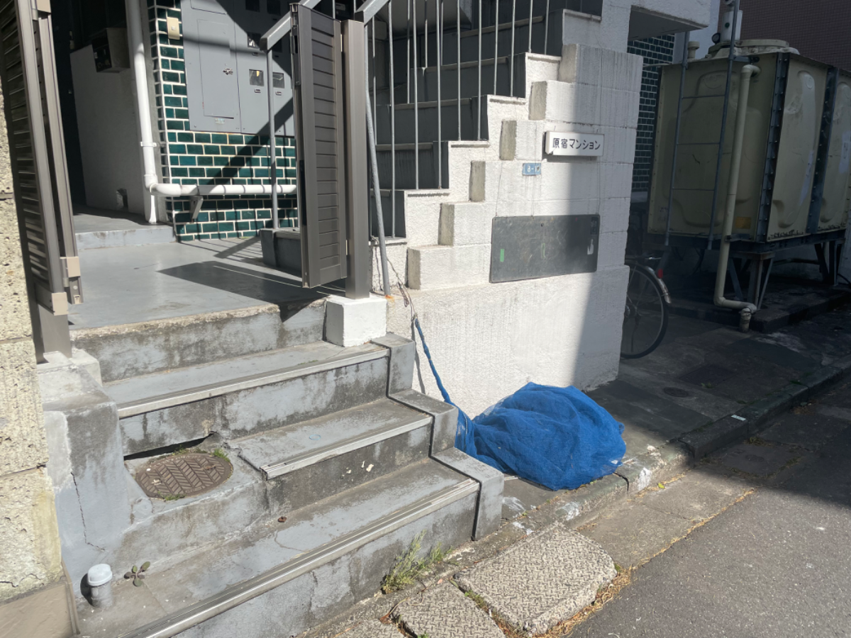 v20250427005210/fresh/building/J00100410593_3
