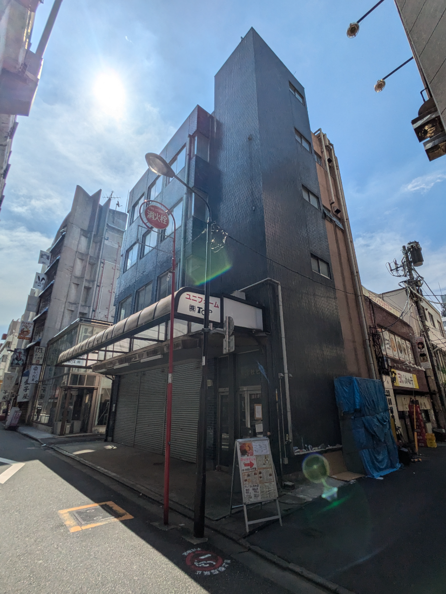 v20250427005210/fresh/building/J00100410696_6