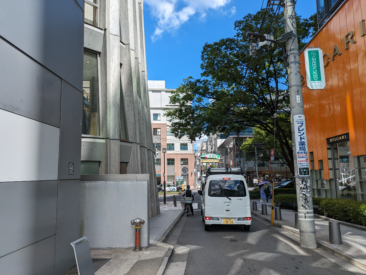 v20250427005210/fresh/building/J00100411330_2