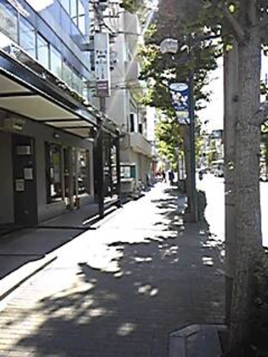 v20250427005210/fresh/building/J00100411518_2