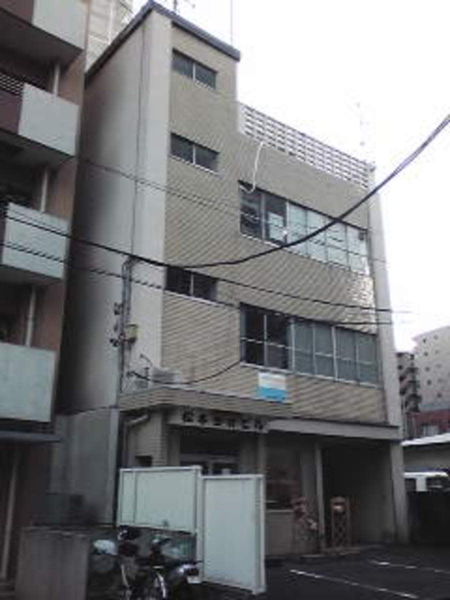 v20250427005210/fresh/building/J00100411856_1