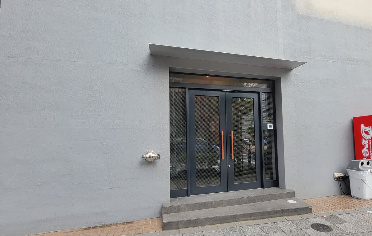 v20250427005210/fresh/building/J00100412536_3