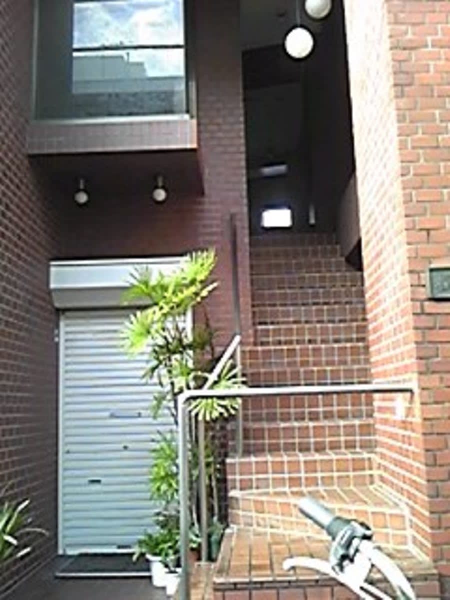 v20250427005210/fresh/building/J00100412849_3