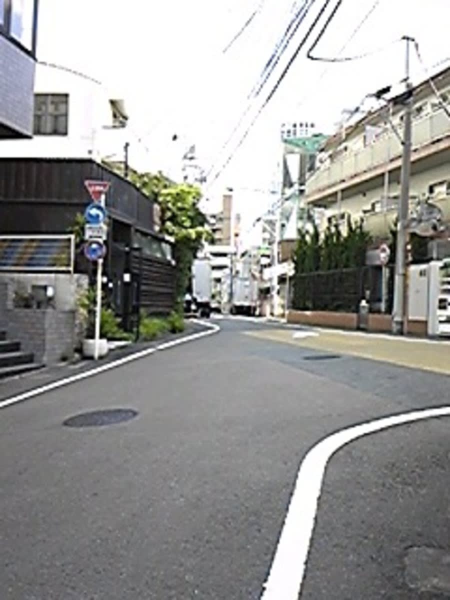 v20250427005210/fresh/building/J00100412976_2