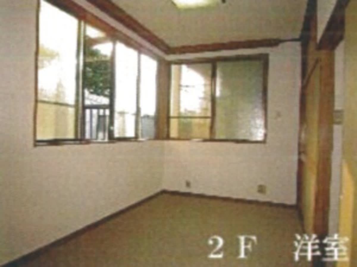 v20250427005210/fresh/building/J00100412985_6