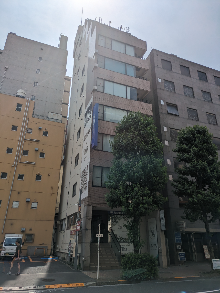 v20250427005511/fresh/building/J00100414403_13