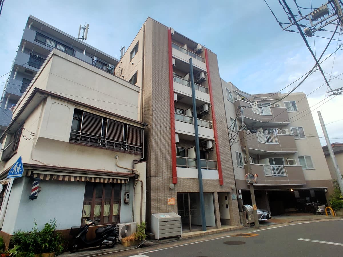 v20250427005511/fresh/building/J00100416988_5