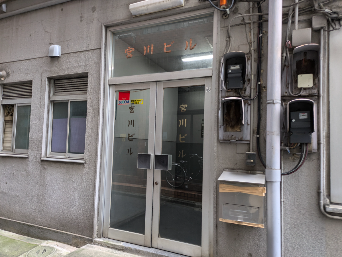 v20250427005820/fresh/building/J00100417542_3