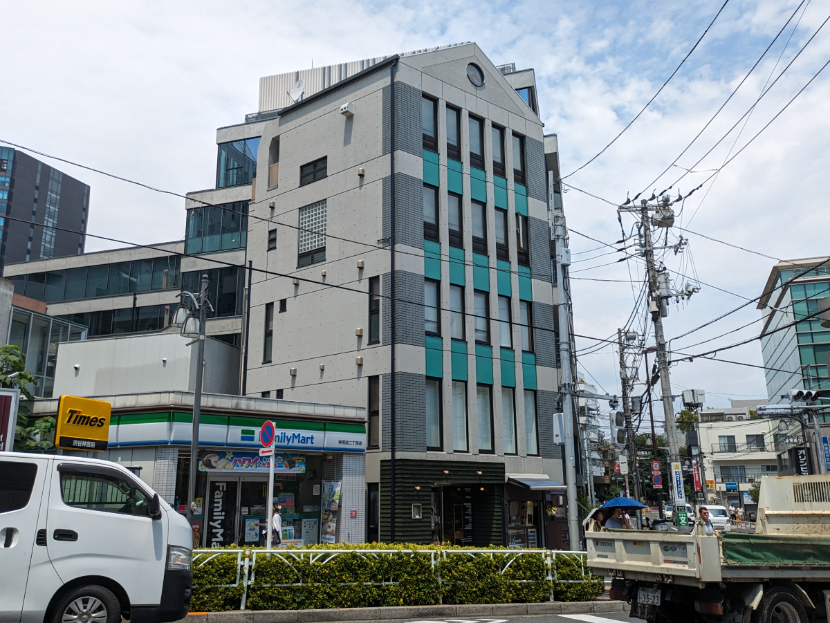 v20250427005820/fresh/building/J00100418429_1