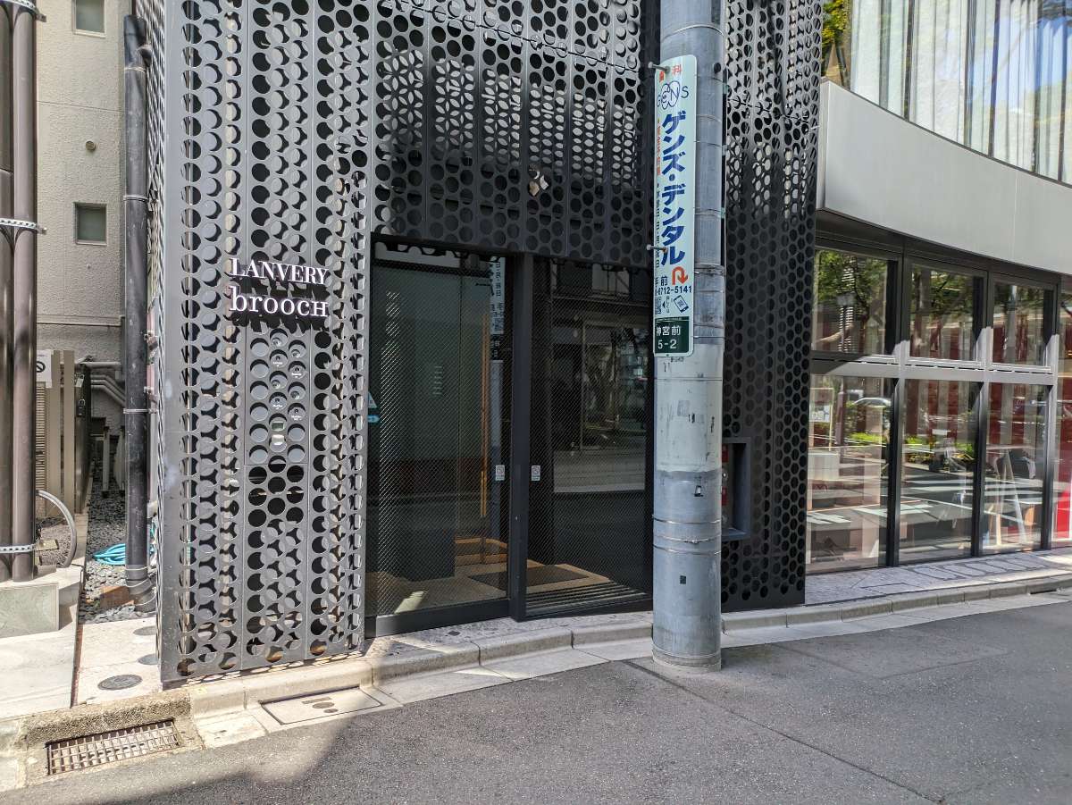 v20250427005820/fresh/building/J00100418703_3