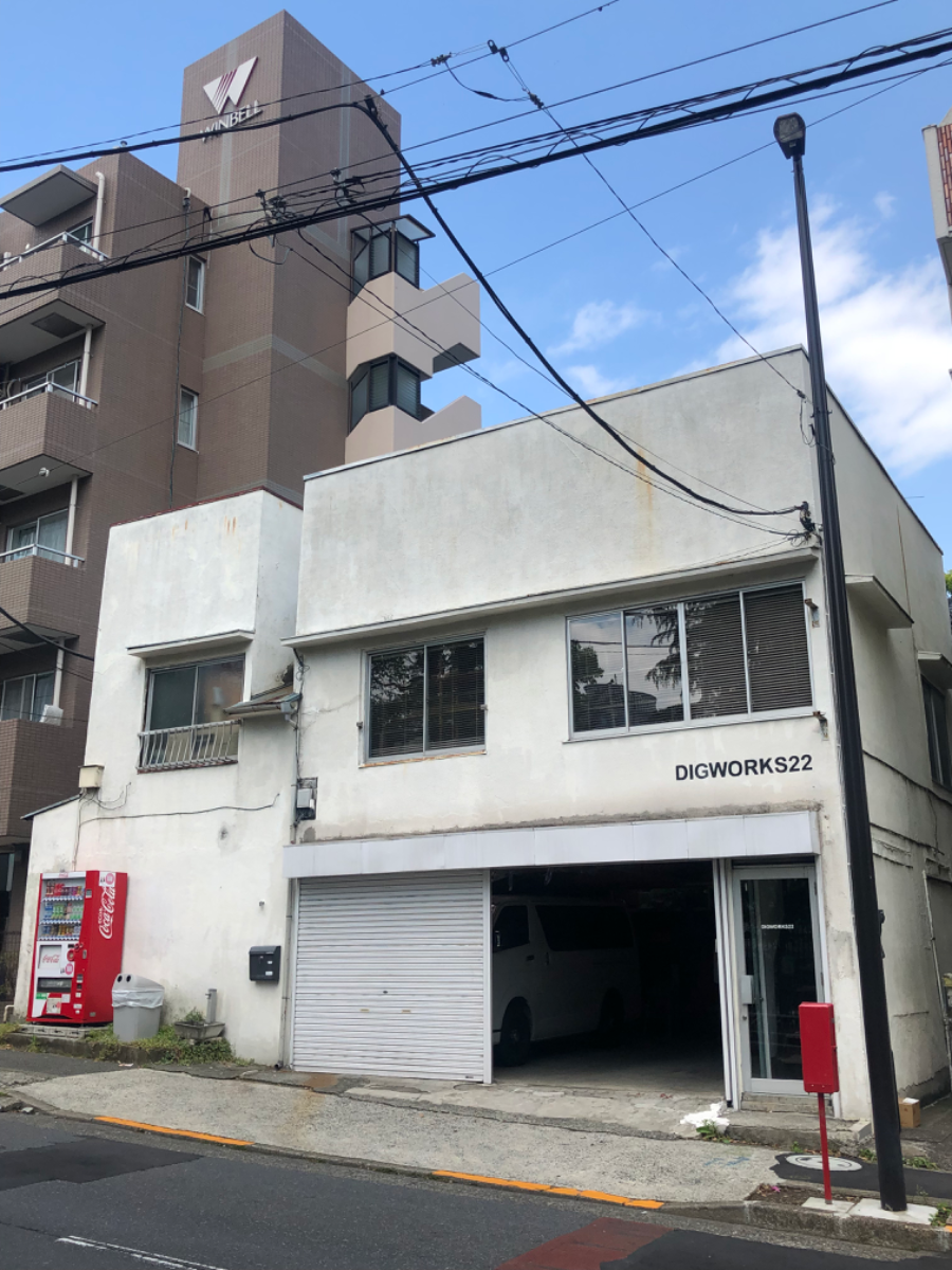 v20250427005820/fresh/building/J00100418714_1