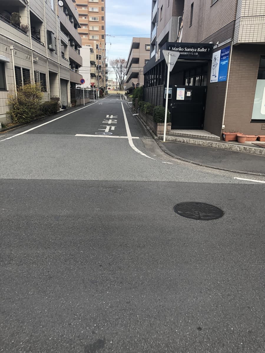 v20250427005820/fresh/building/J00100418751_2