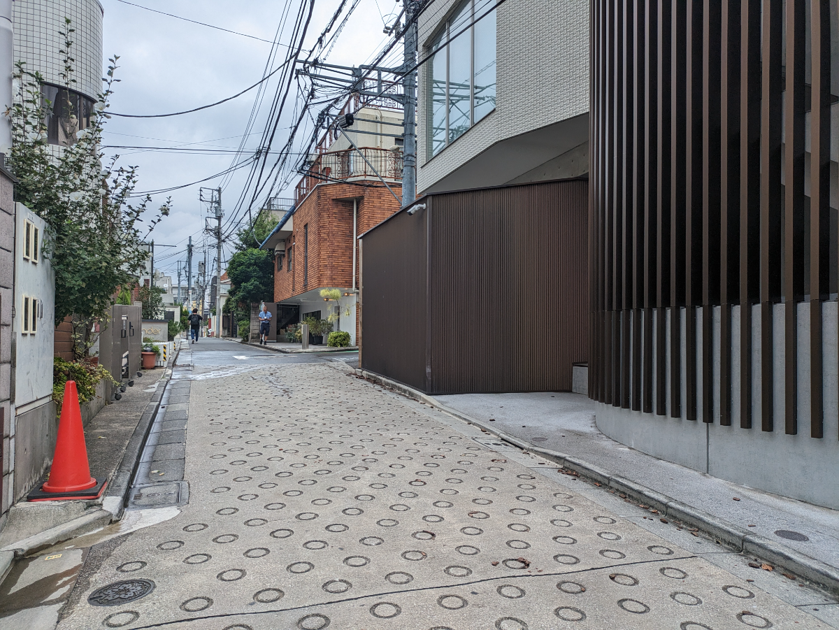 v20250427005820/fresh/building/J00100419140_16