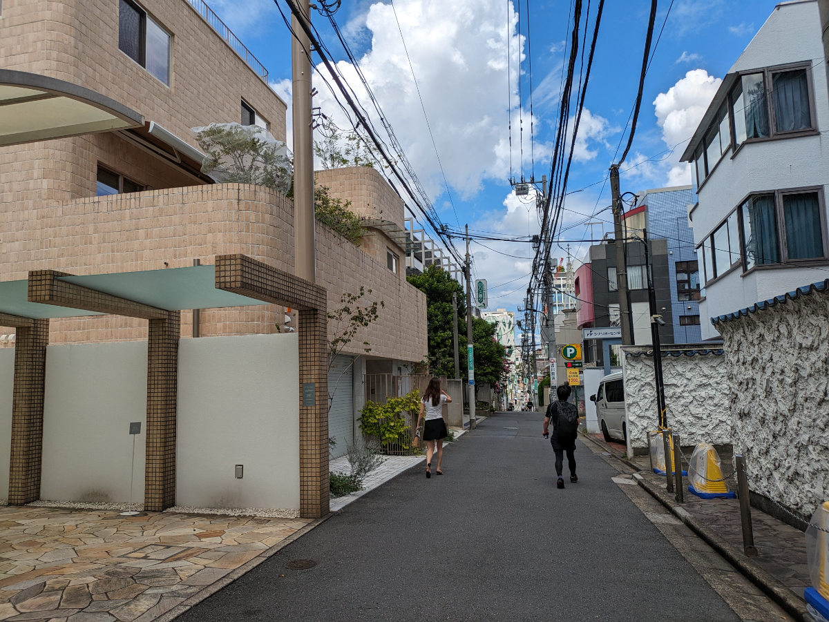 v20250427005820/fresh/building/J00100419631_11