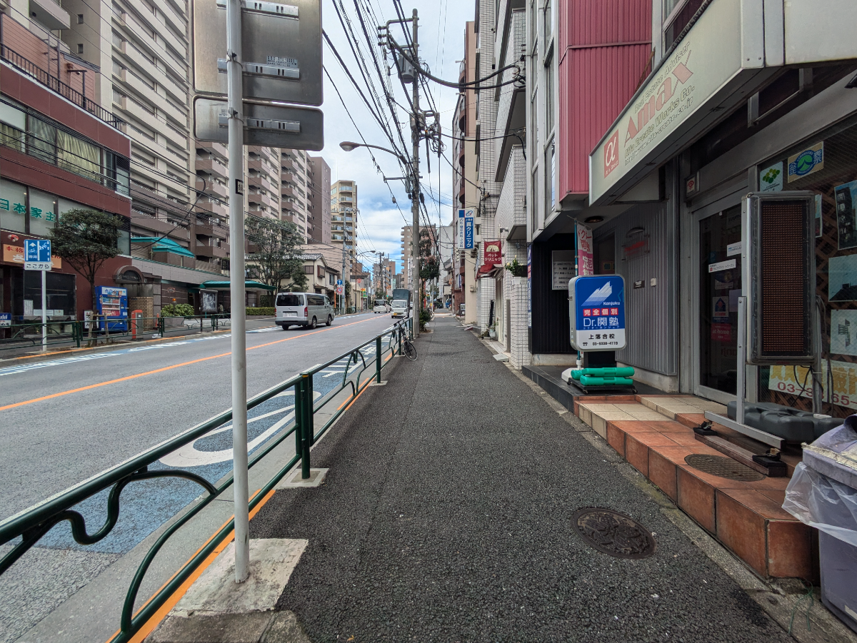 v20250427005820/fresh/building/J00100420195_2
