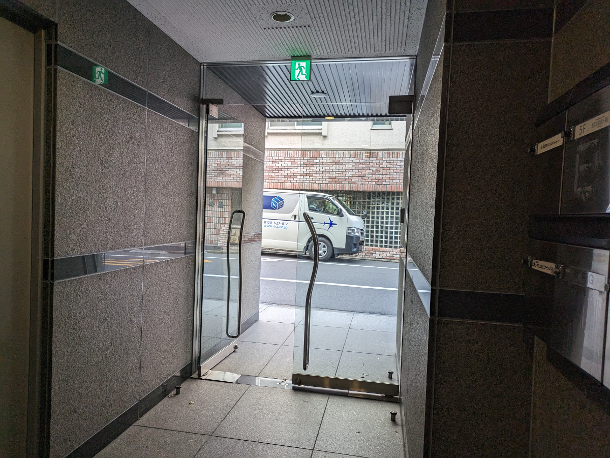 v20250427010205/fresh/building/J00100443952_6