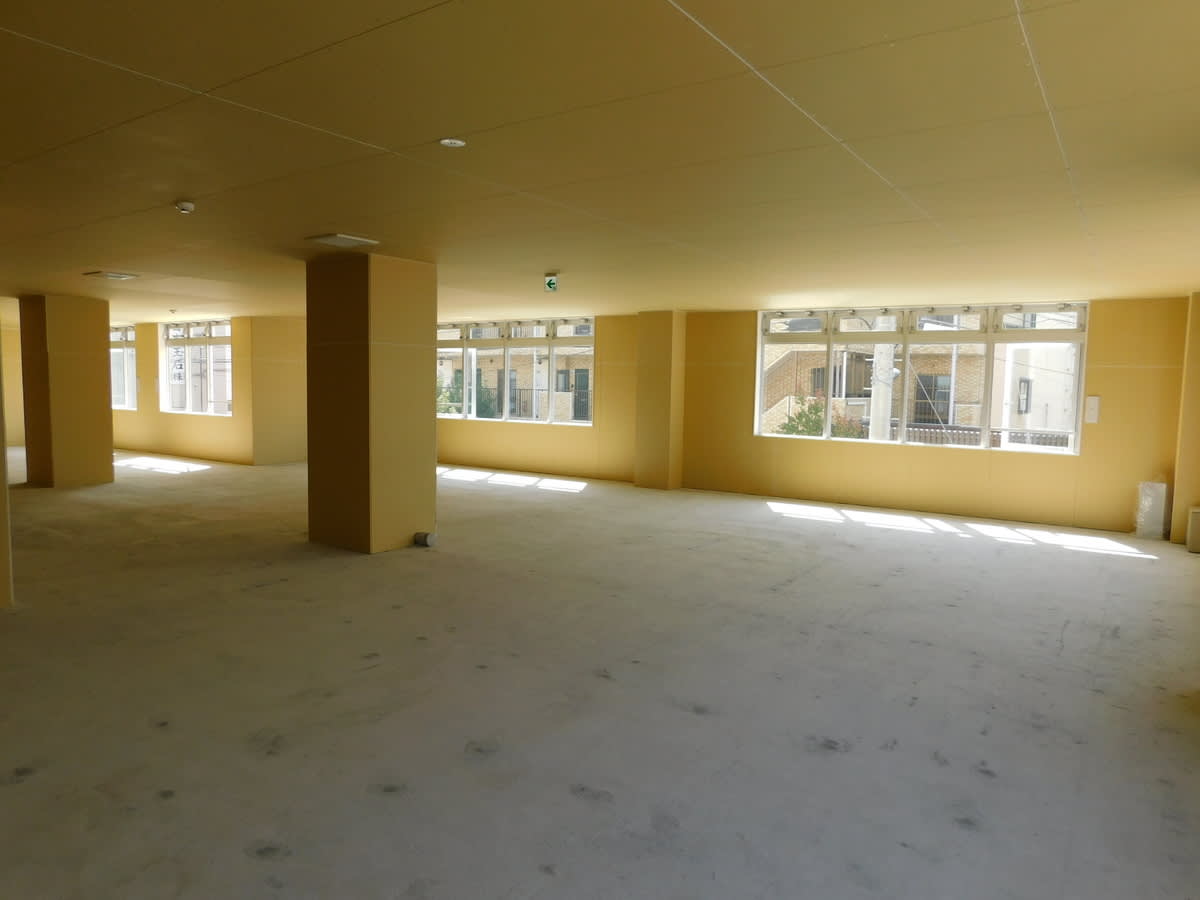 v20250427010205/fresh/building/J00100465618_4