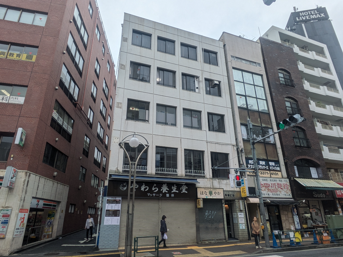 v20250427010206/fresh/building/J00100421037_11