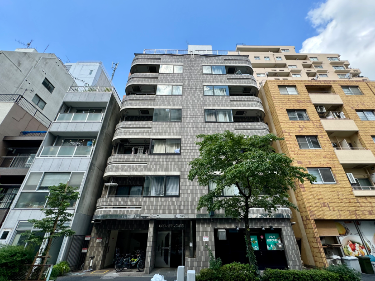 v20250427010206/fresh/building/J00100421683_1