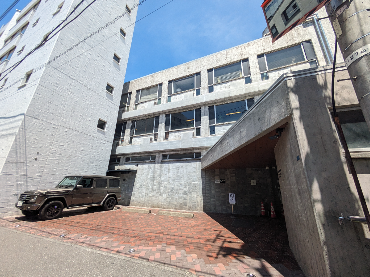v20250427010206/fresh/building/J00100425492_1