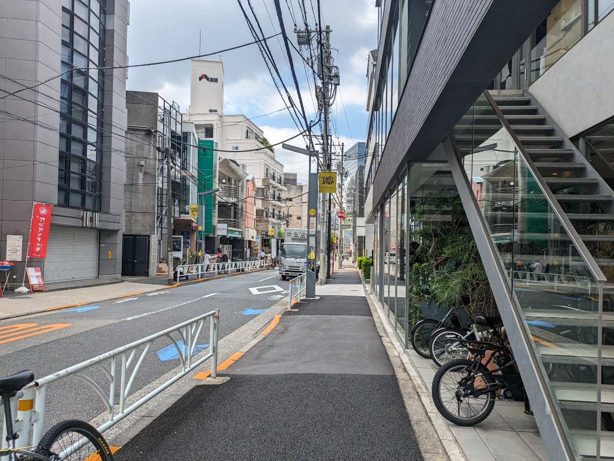 v20250427010206/fresh/building/J00100425658_2