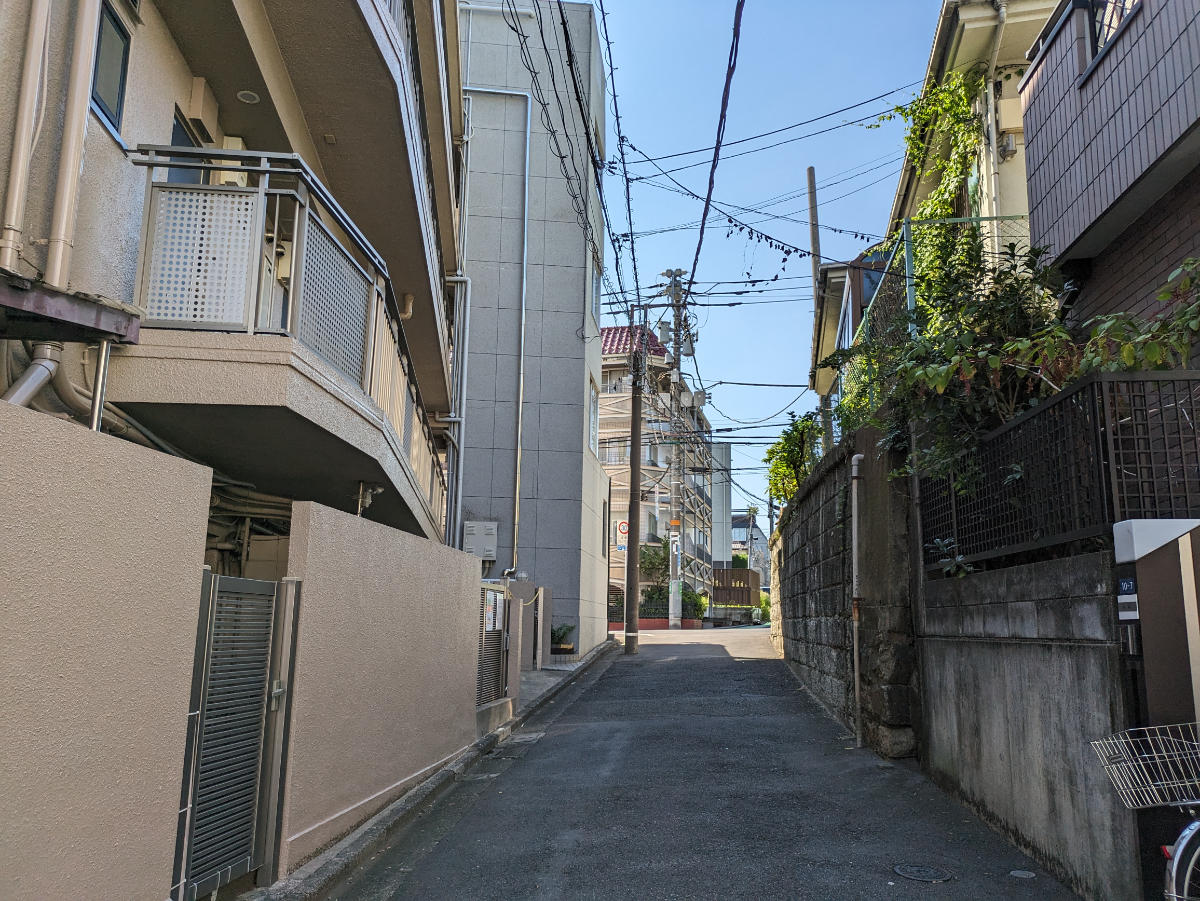 v20250427010206/fresh/building/J00100427302_25