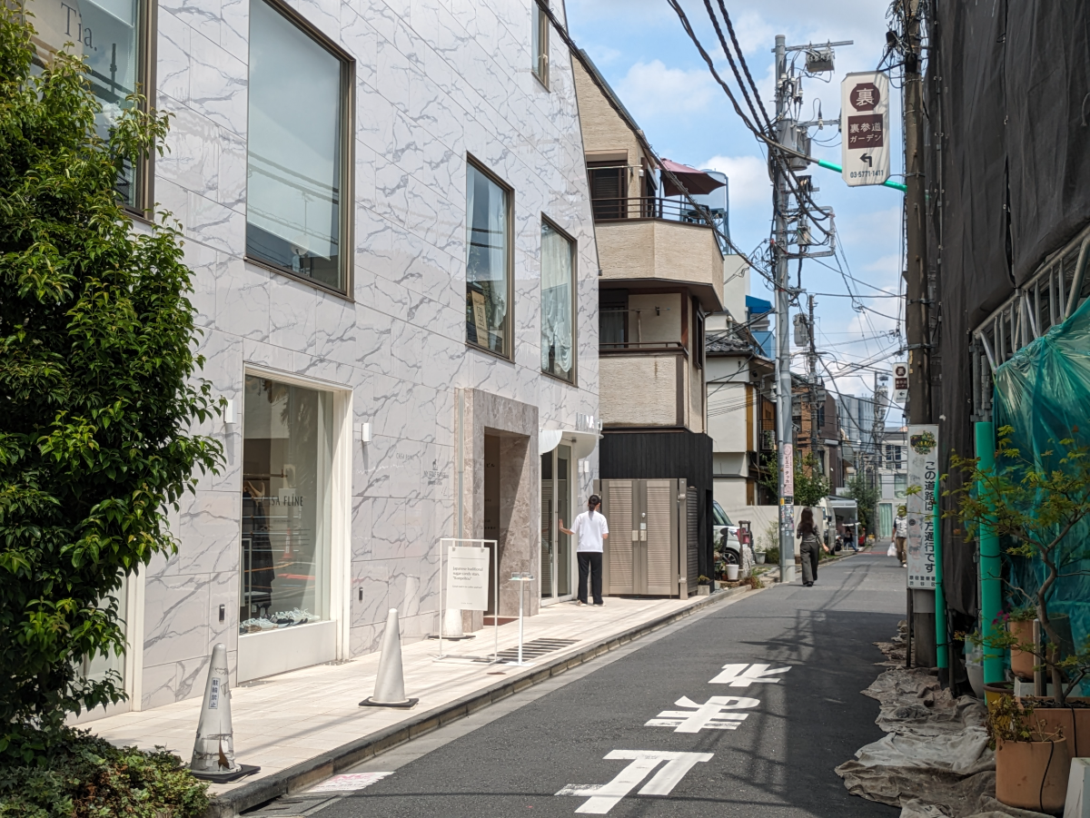 v20250427010206/fresh/building/J00100432376_8