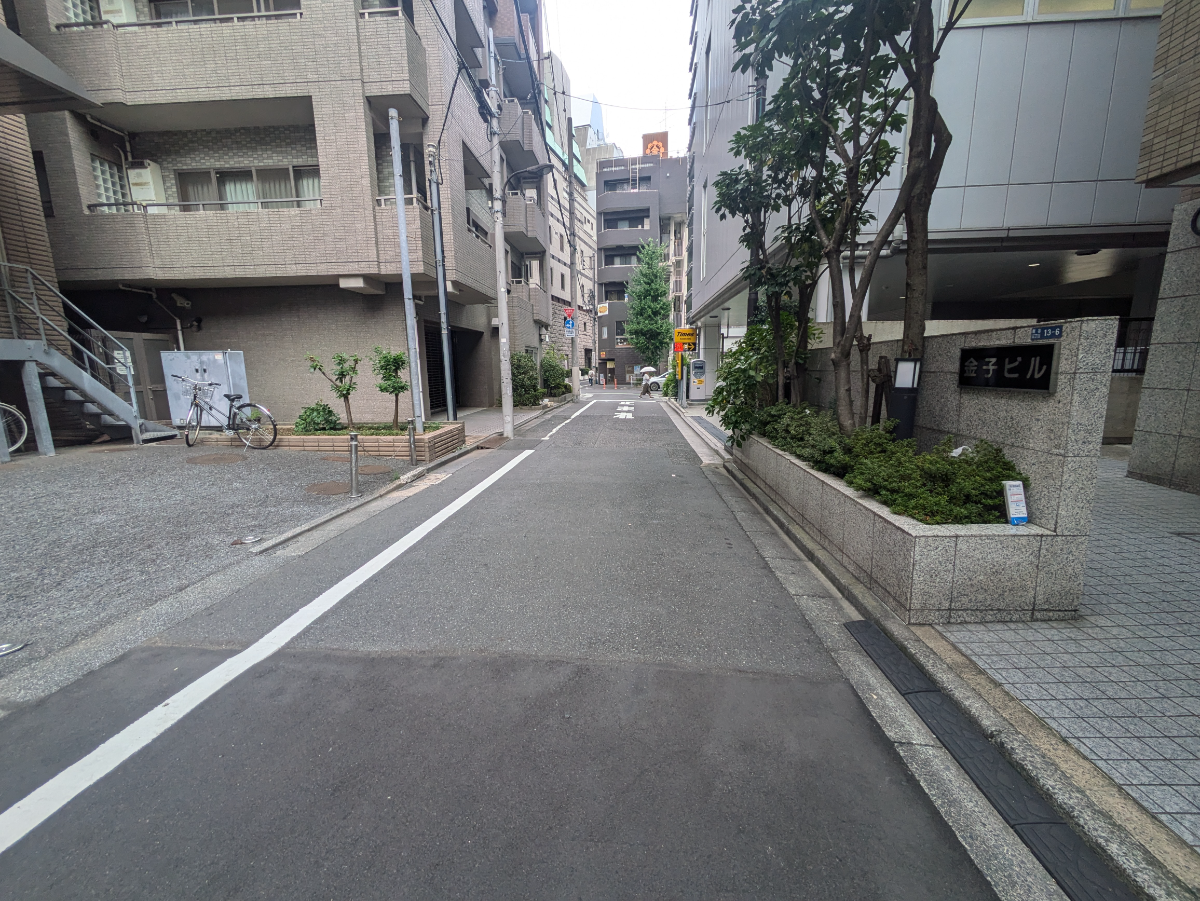 v20250427010206/fresh/building/J00100437462_10