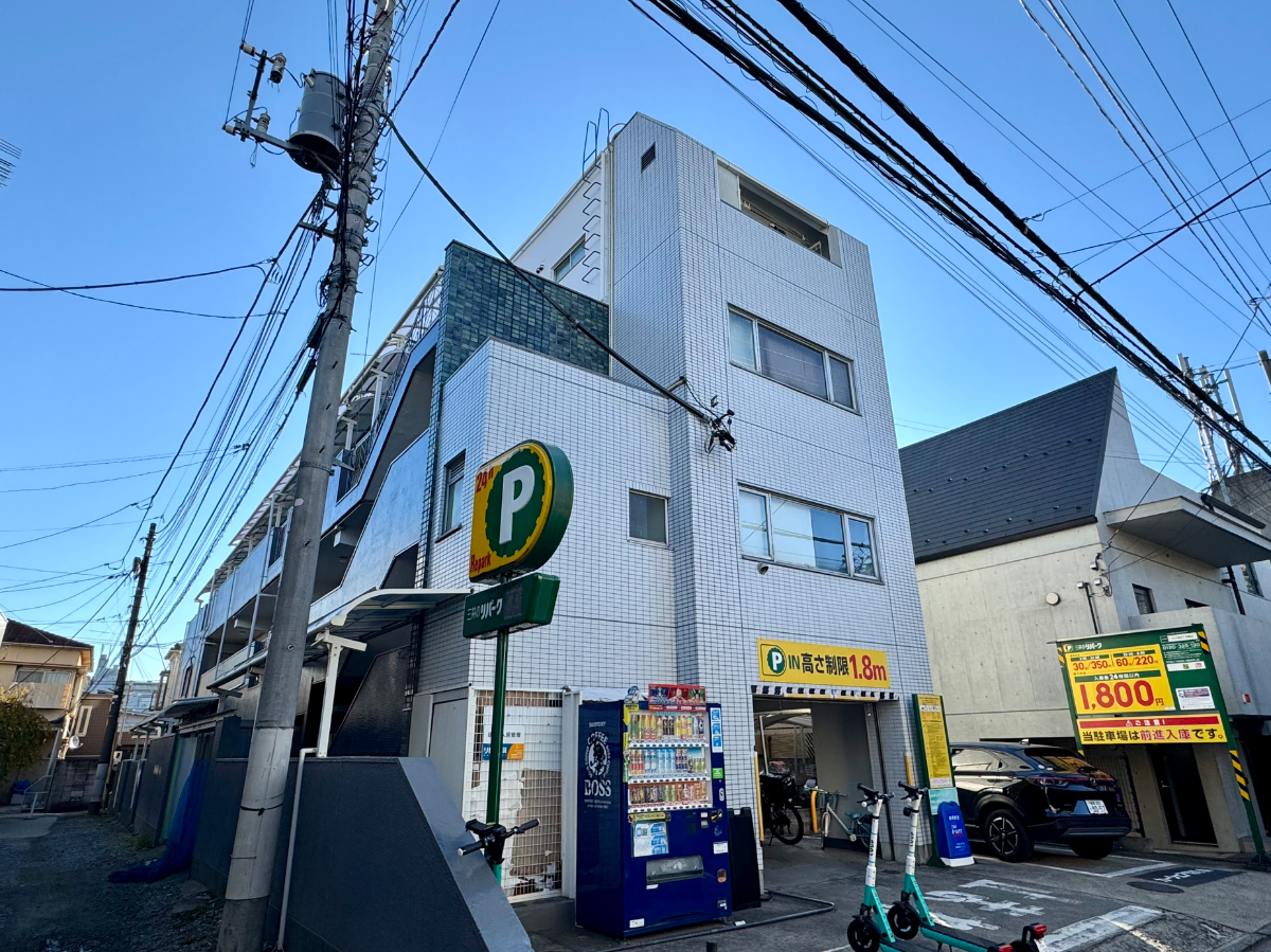 v20250427010206/fresh/building/J00100437664_1