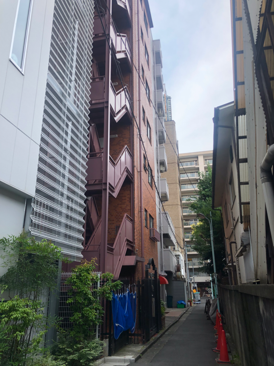 v20250427010206/fresh/building/J00100439996_6
