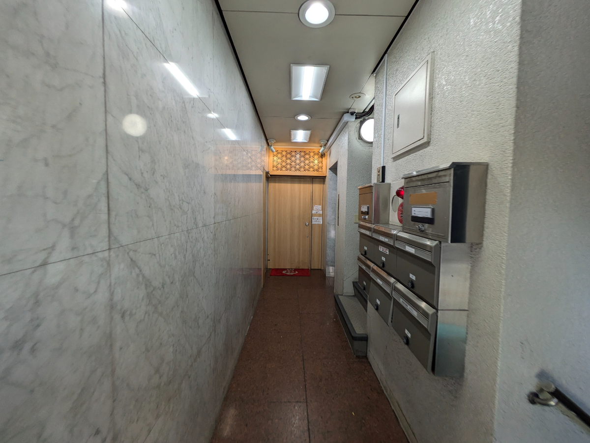 v20250427010206/fresh/building/J00100441704_9