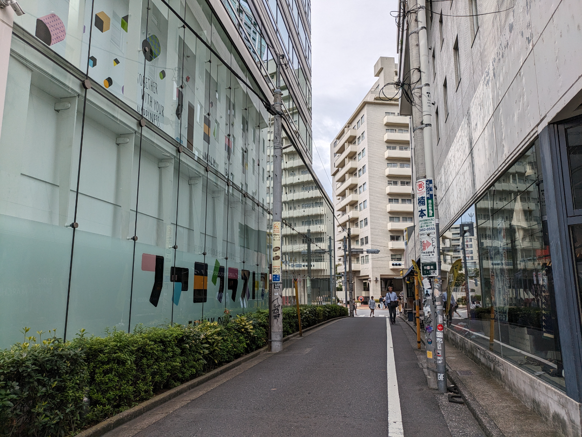 v20250427010206/fresh/building/J00100464944_5