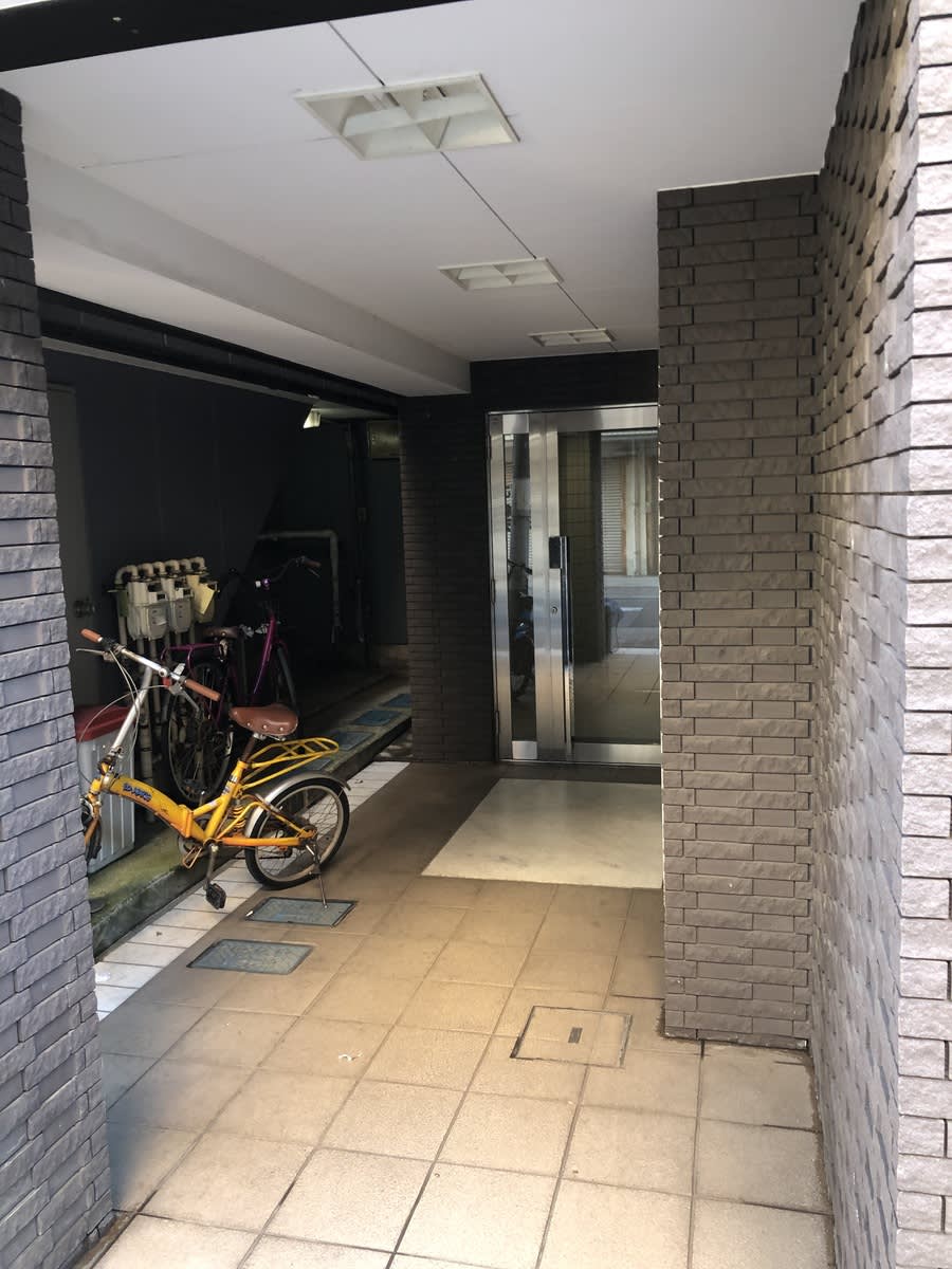 v20250427010506/fresh/building/J00100468320_3