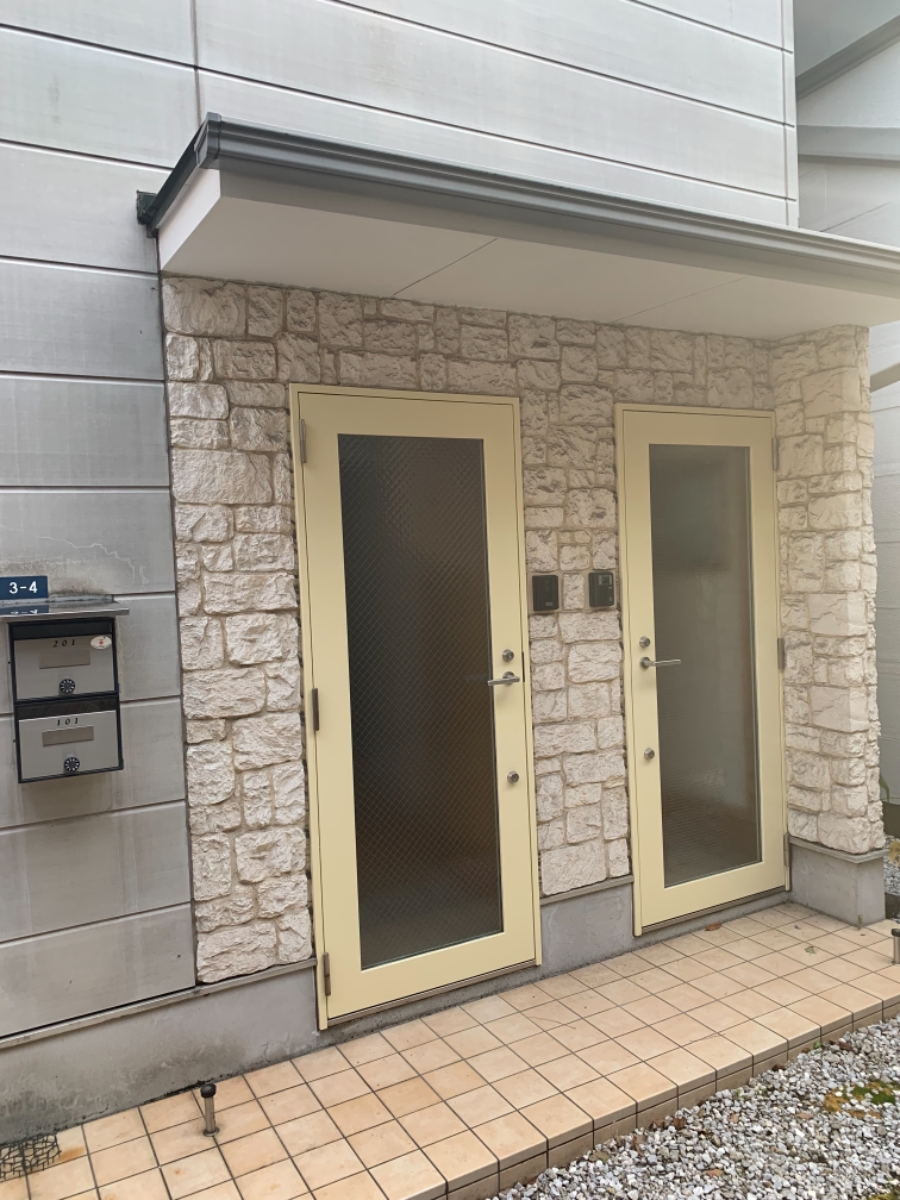 v20250427010506/fresh/building/J00100468479_3