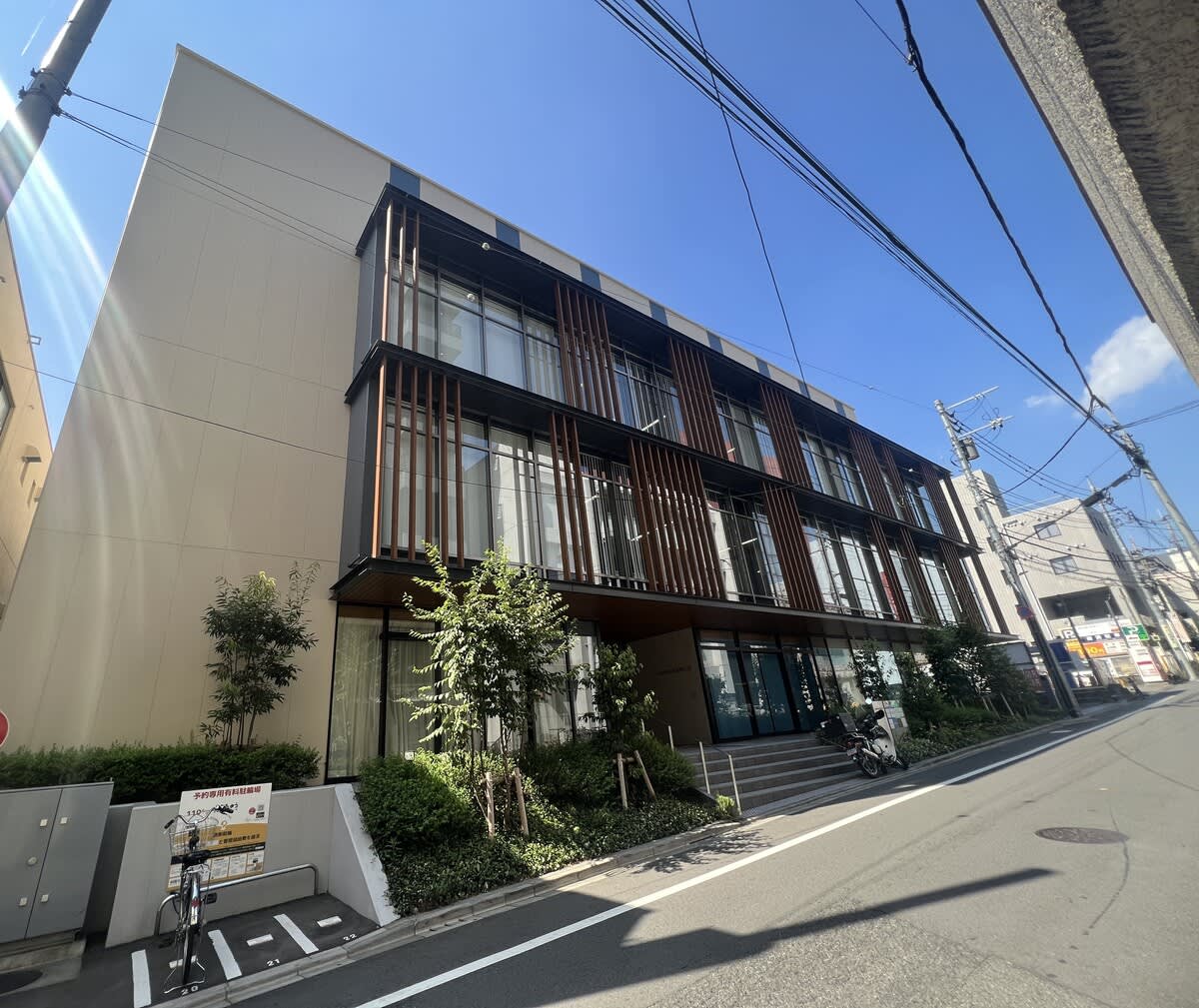 v20250427010506/fresh/building/J00100468619_1